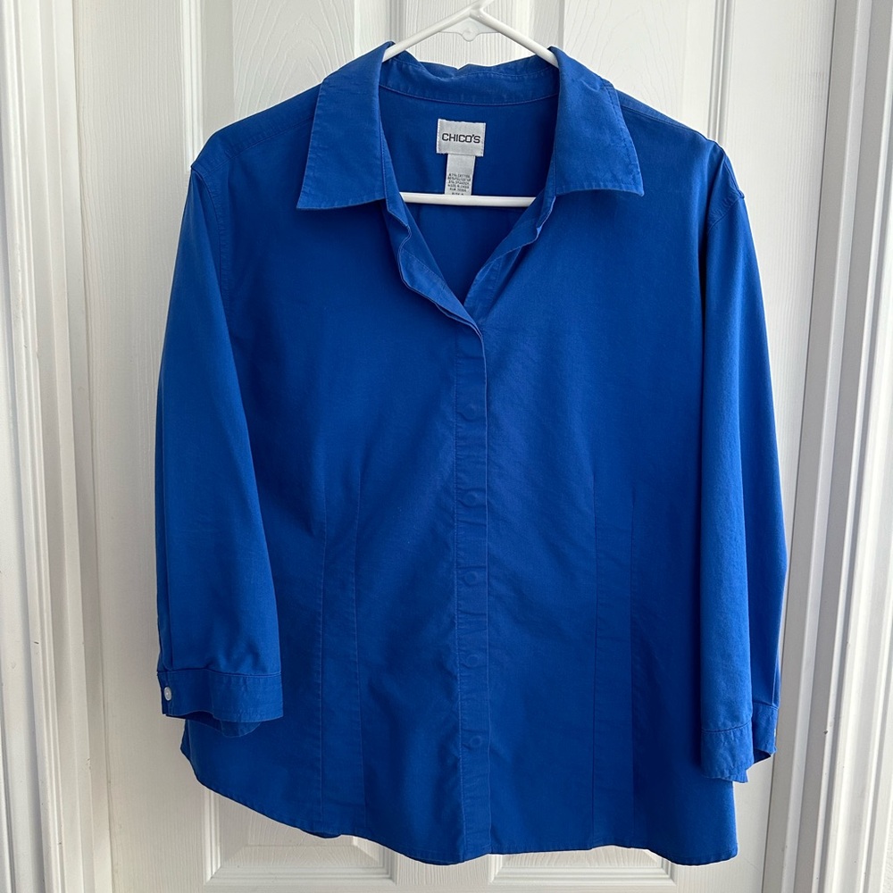 Chico’s blue shirt, size 3, 3/4 cuffed sleeve button down